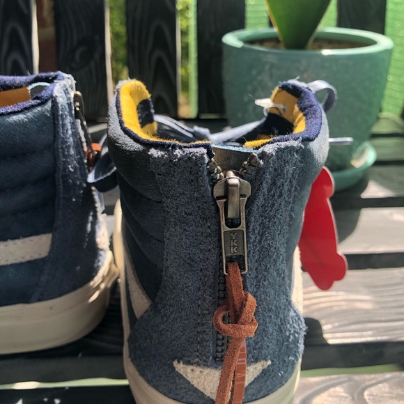 Denim Blue Suede Vans - Picture 4 of 8